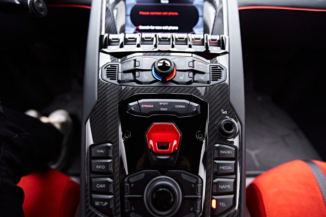 2019 Lamborghini Aventador SVJ