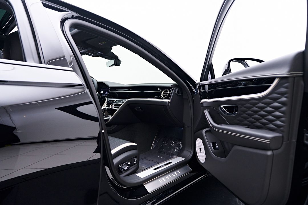 2023 Bentley Flying Spur