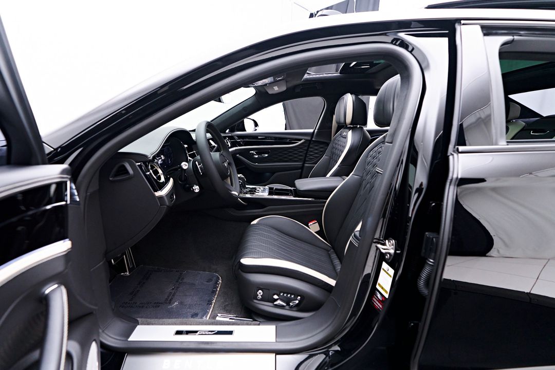 2023 Bentley Flying Spur