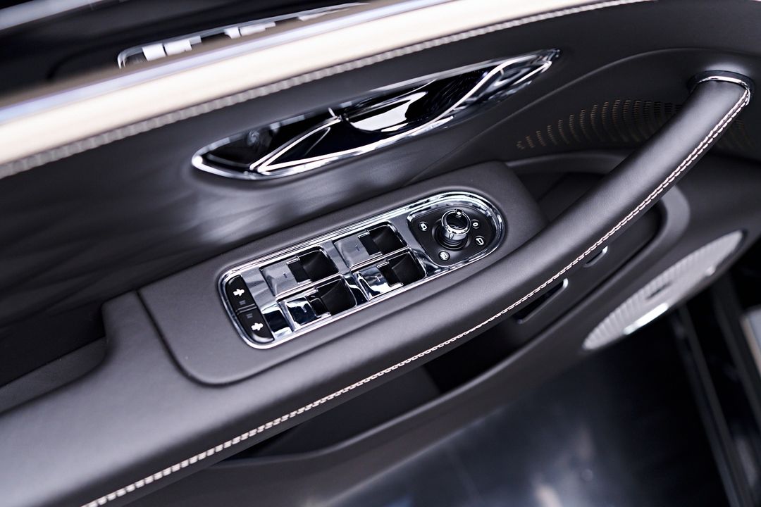 2023 Bentley Flying Spur