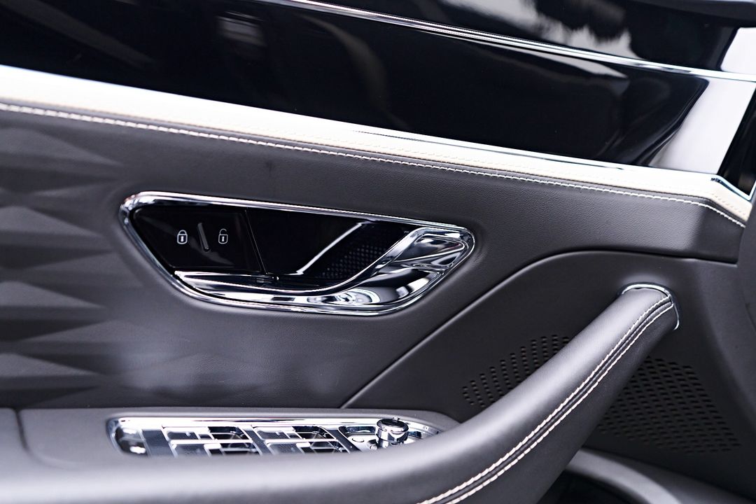 2023 Bentley Flying Spur