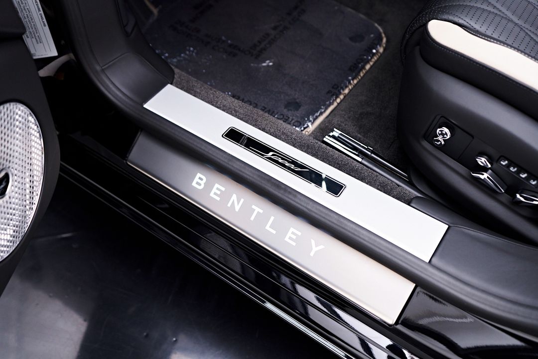 2023 Bentley Flying Spur