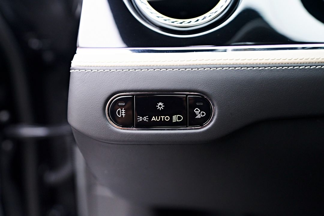 2023 Bentley Flying Spur