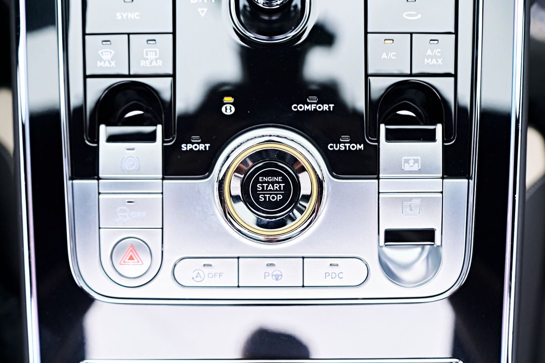 2023 Bentley Flying Spur