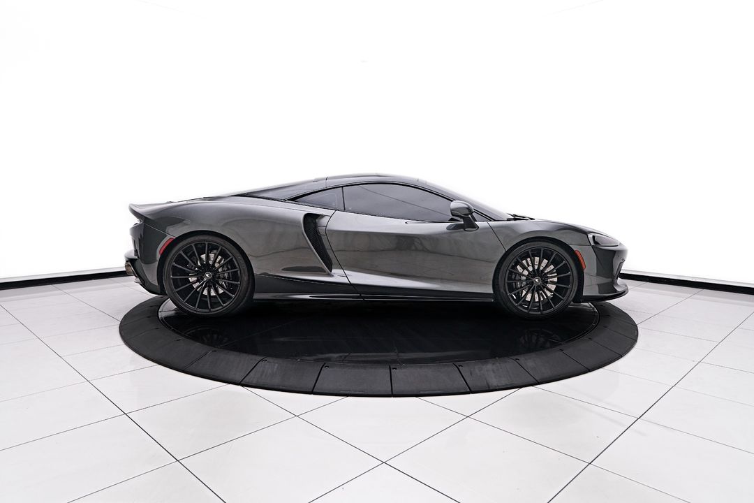 2020 McLaren GT