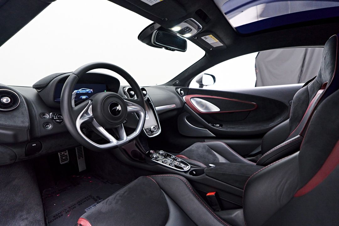 2020 McLaren GT
