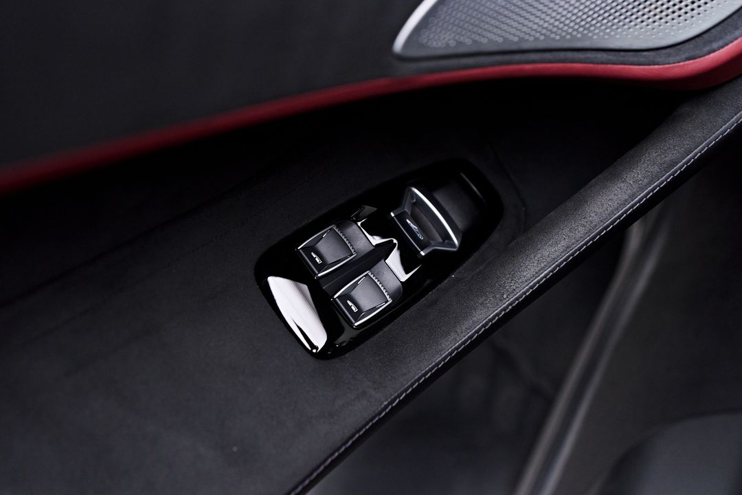 2020 McLaren GT