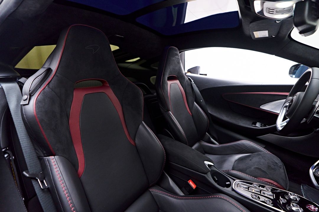2020 McLaren GT