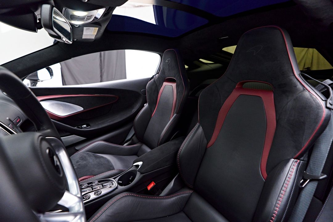 2020 McLaren GT