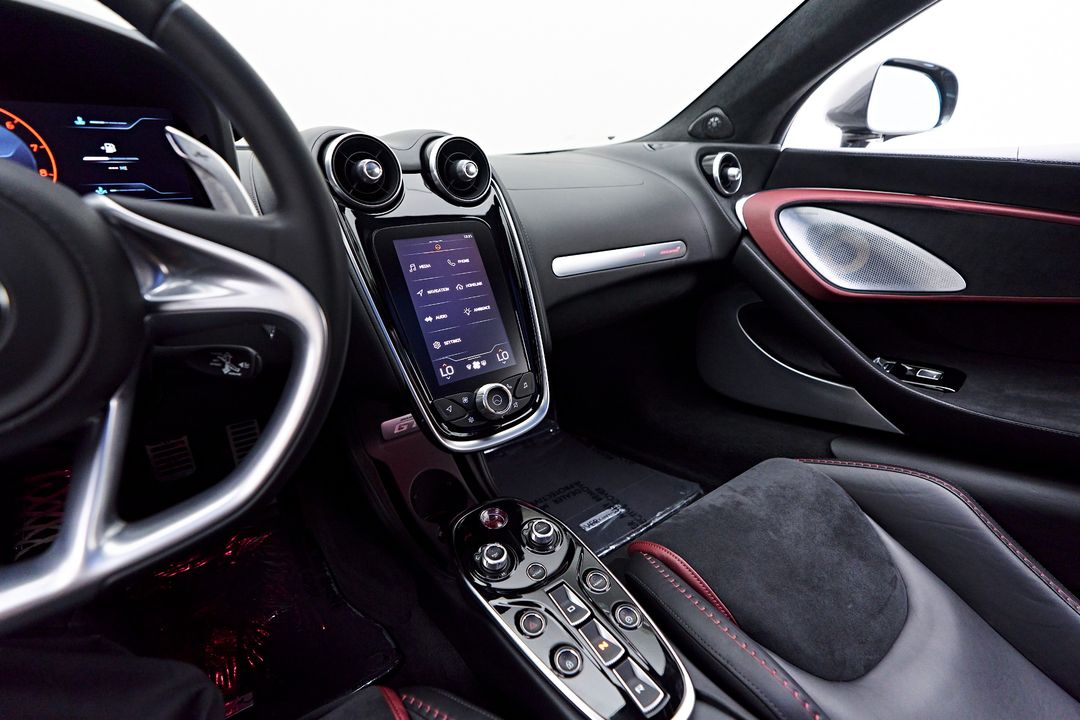 2020 McLaren GT