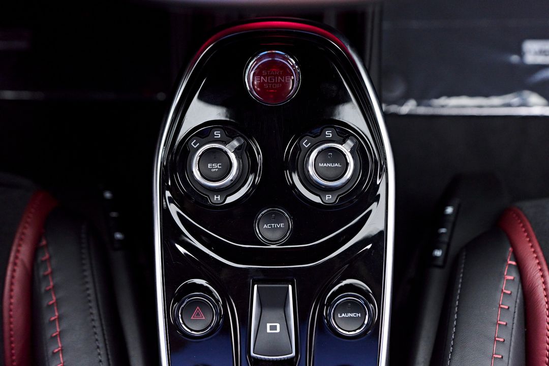 2020 McLaren GT