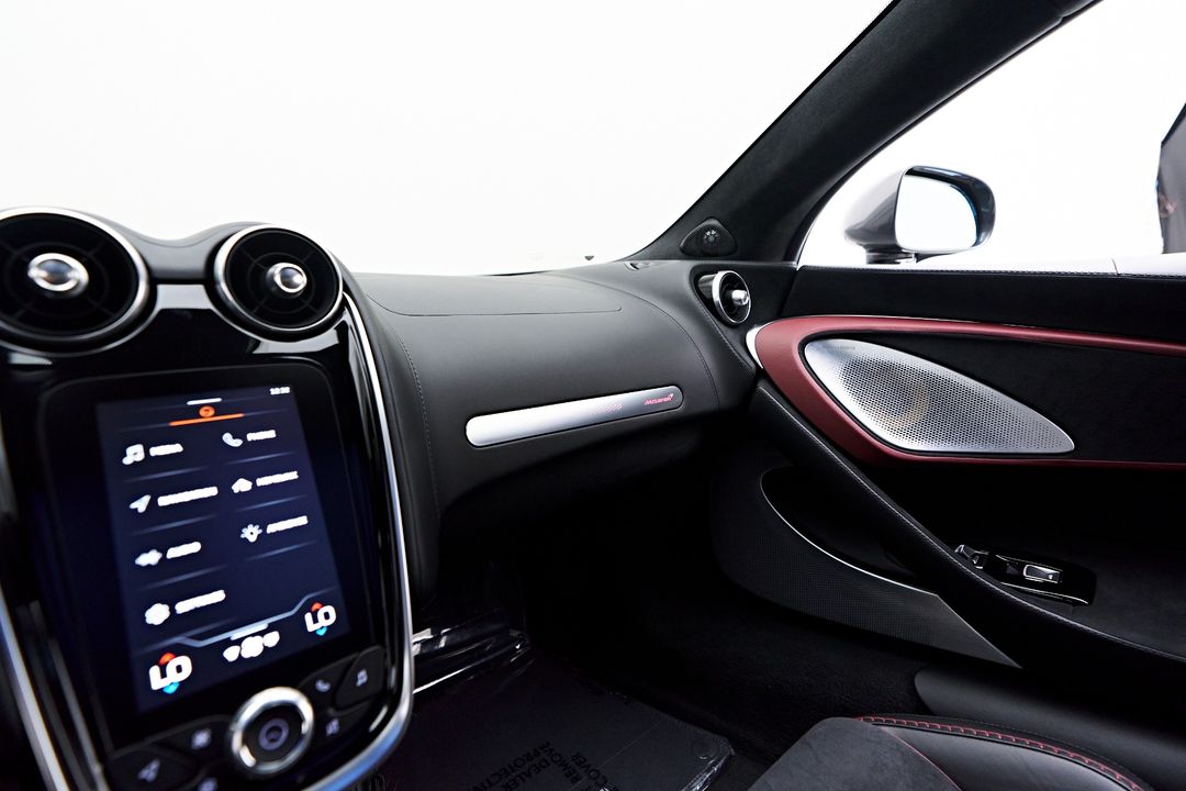 2020 McLaren GT