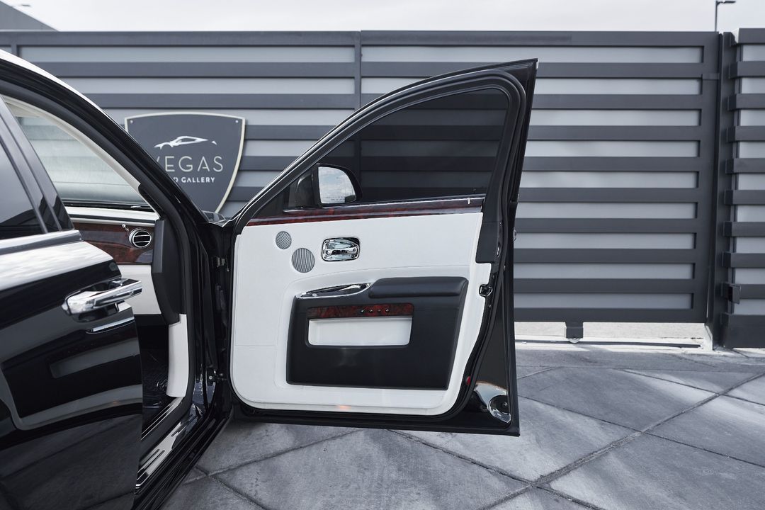 2012 Rolls-Royce Ghost