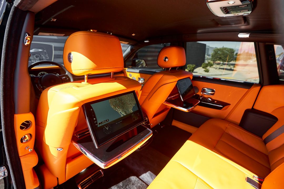 2022 Rolls-Royce Phantom