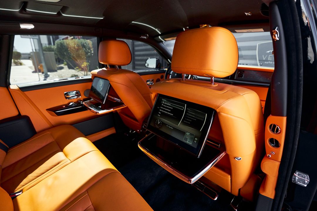 2022 Rolls-Royce Phantom