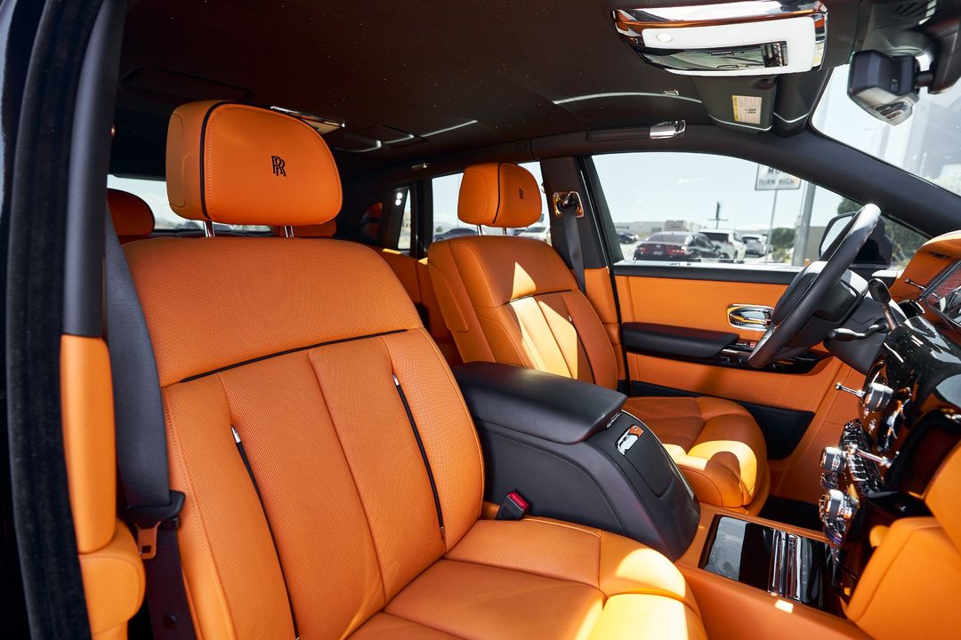 2022 Rolls-Royce Phantom