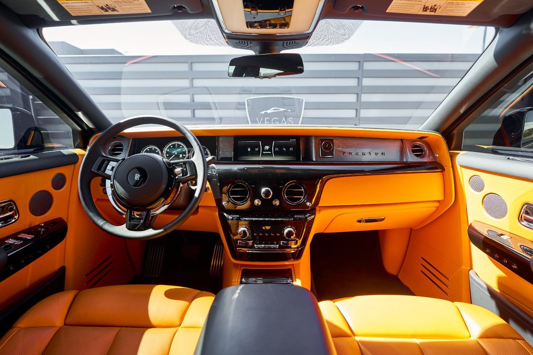 2022 Rolls-Royce Phantom