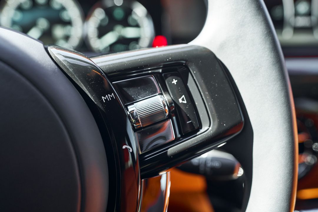 2022 Rolls-Royce Phantom