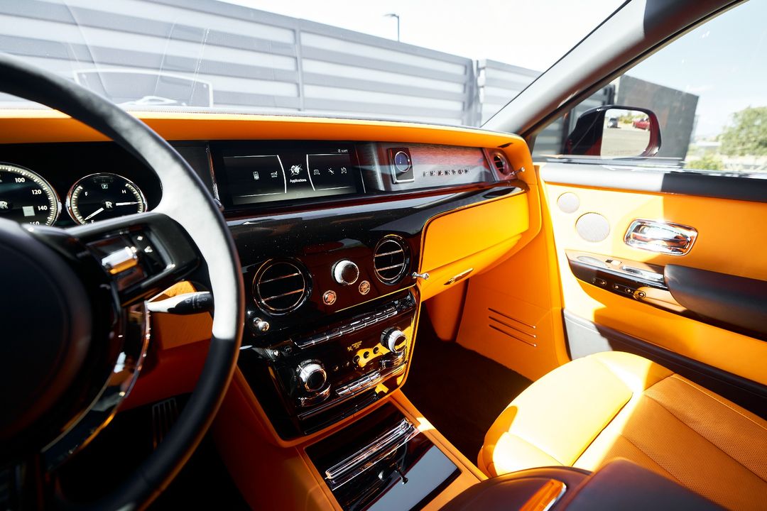 2022 Rolls-Royce Phantom