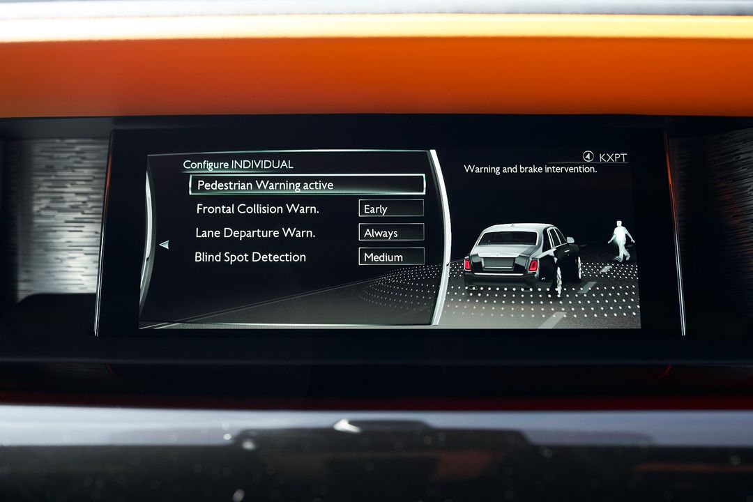 2022 Rolls-Royce Phantom