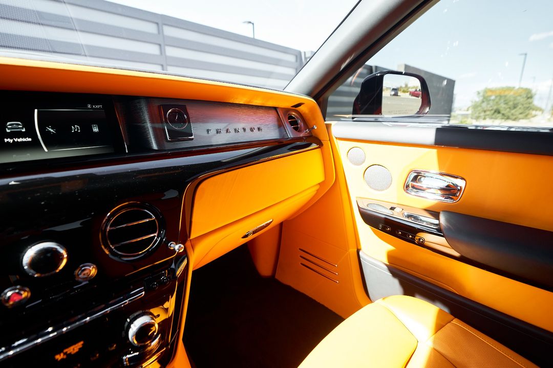 2022 Rolls-Royce Phantom