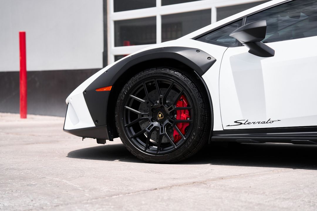 2023 Lamborghini Huracan Sterrato