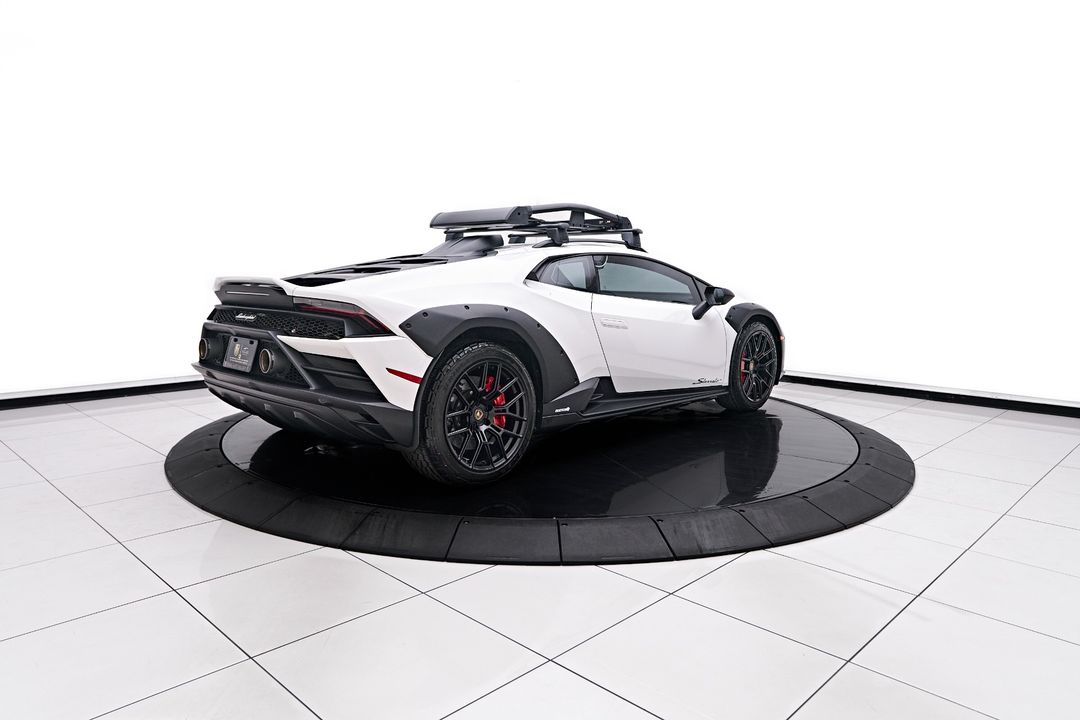 2023 Lamborghini Huracan Sterrato