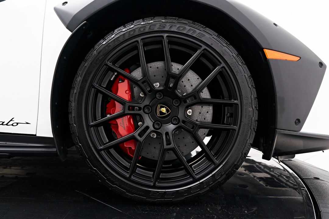 2023 Lamborghini Huracan Sterrato