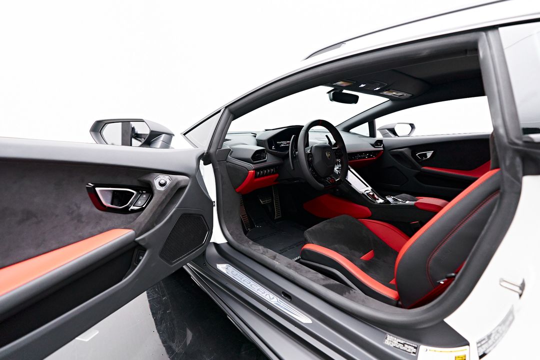 2023 Lamborghini Huracan Sterrato