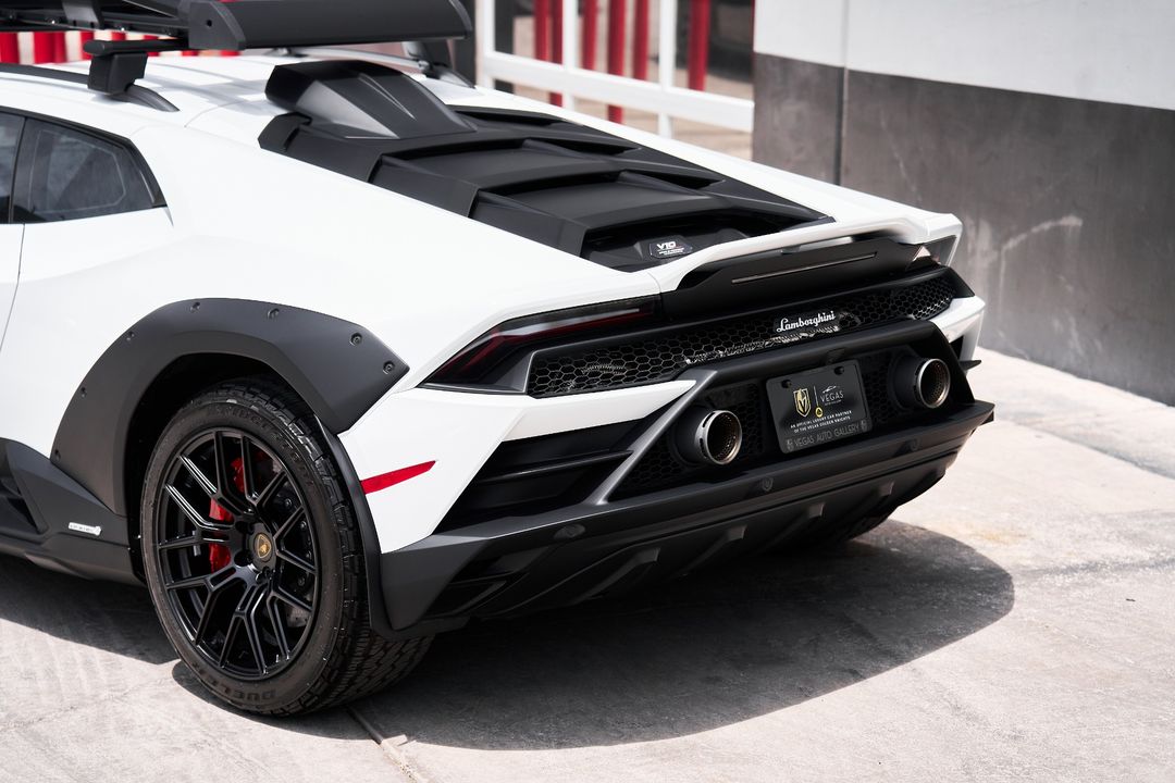 2023 Lamborghini Huracan Sterrato