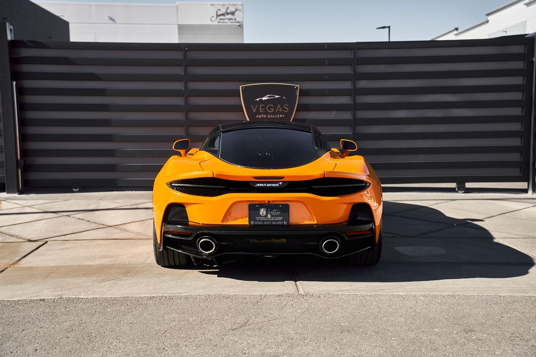 2023 McLaren GT