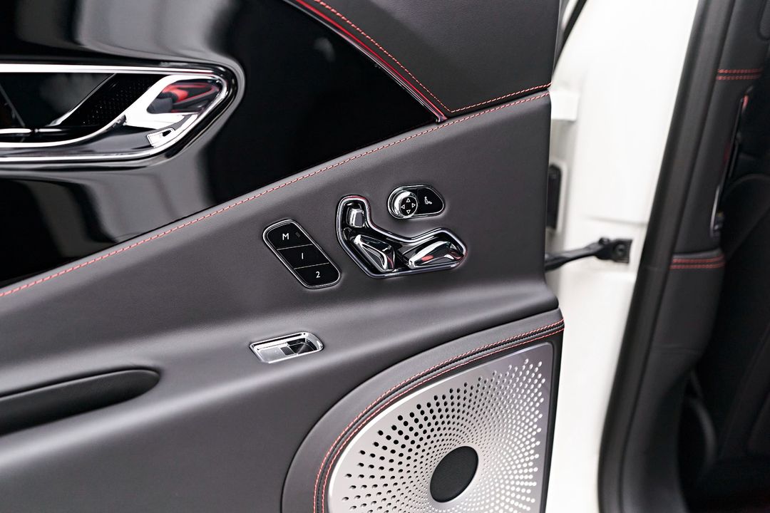 2023 Bentley Flying Spur