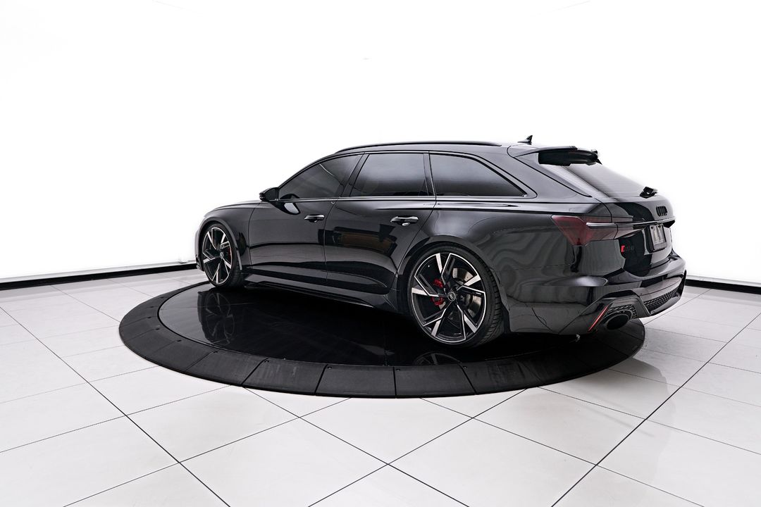 2022 Audi RS 6