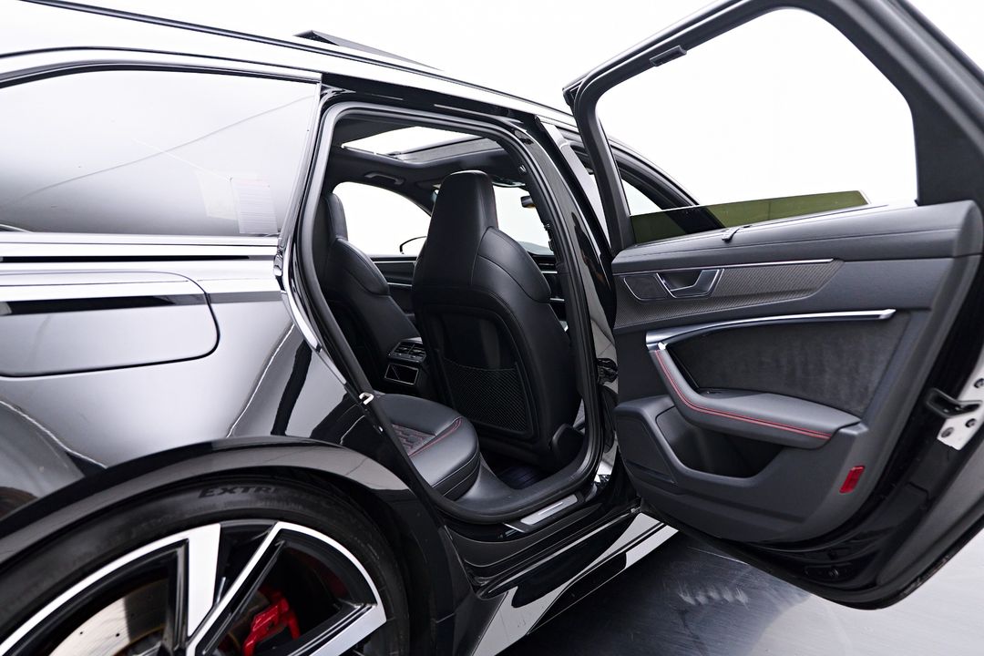 2022 Audi RS 6