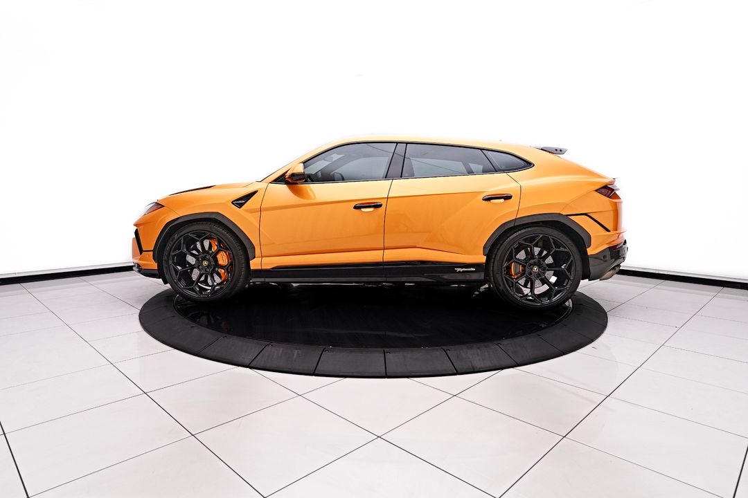 2023 Lamborghini Urus