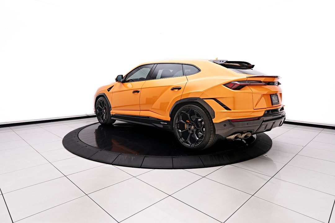 2023 Lamborghini Urus