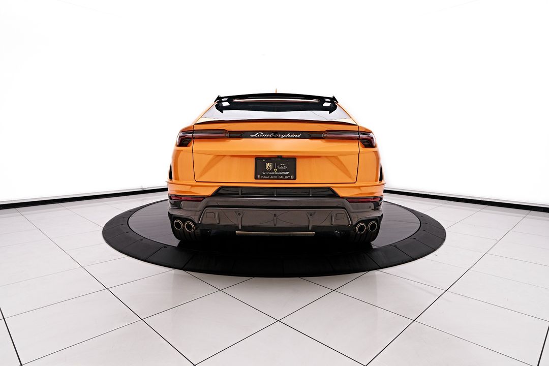 2023 Lamborghini Urus