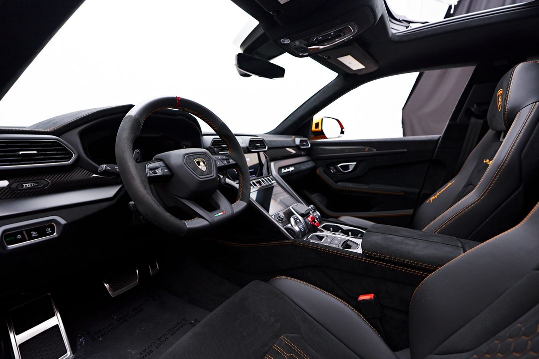 2023 Lamborghini Urus