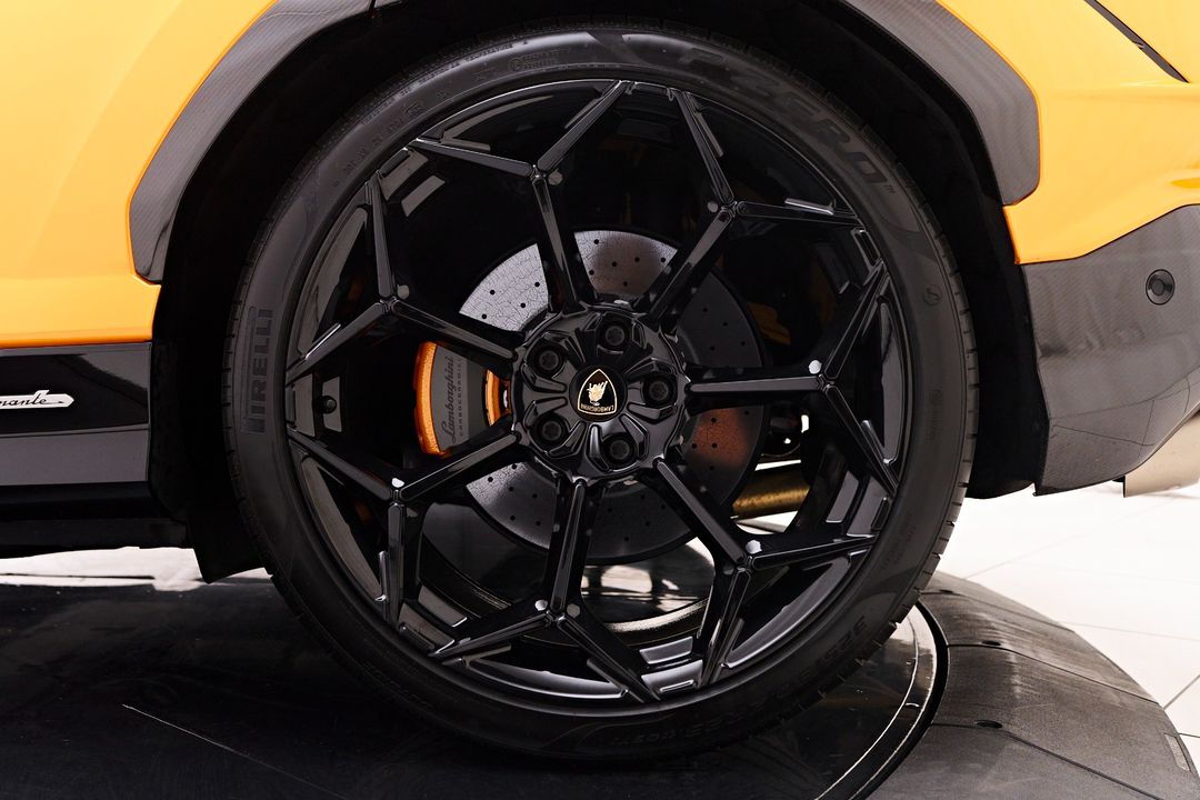2023 Lamborghini Urus