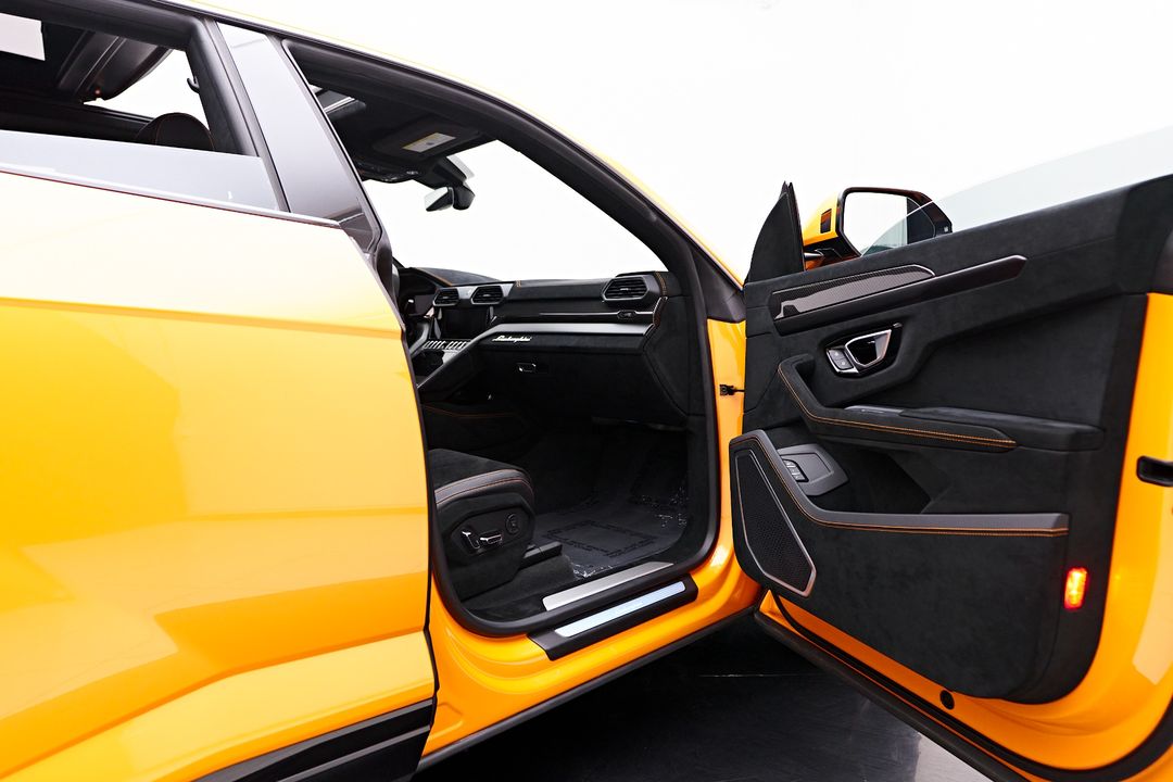 2023 Lamborghini Urus