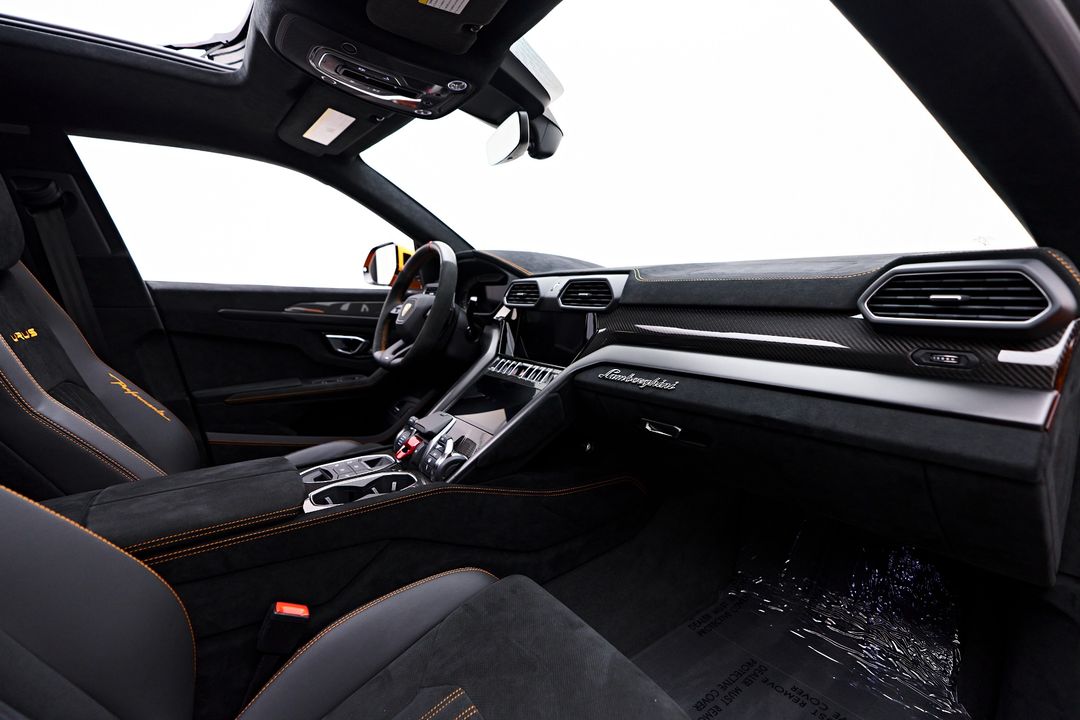 2023 Lamborghini Urus