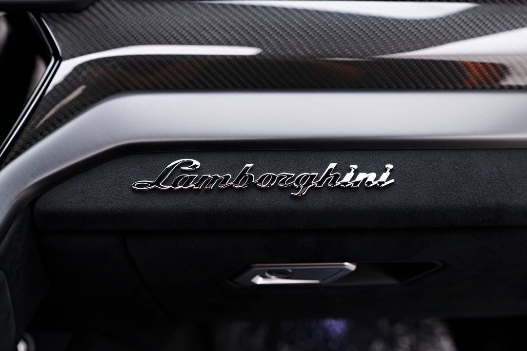 2023 Lamborghini Urus