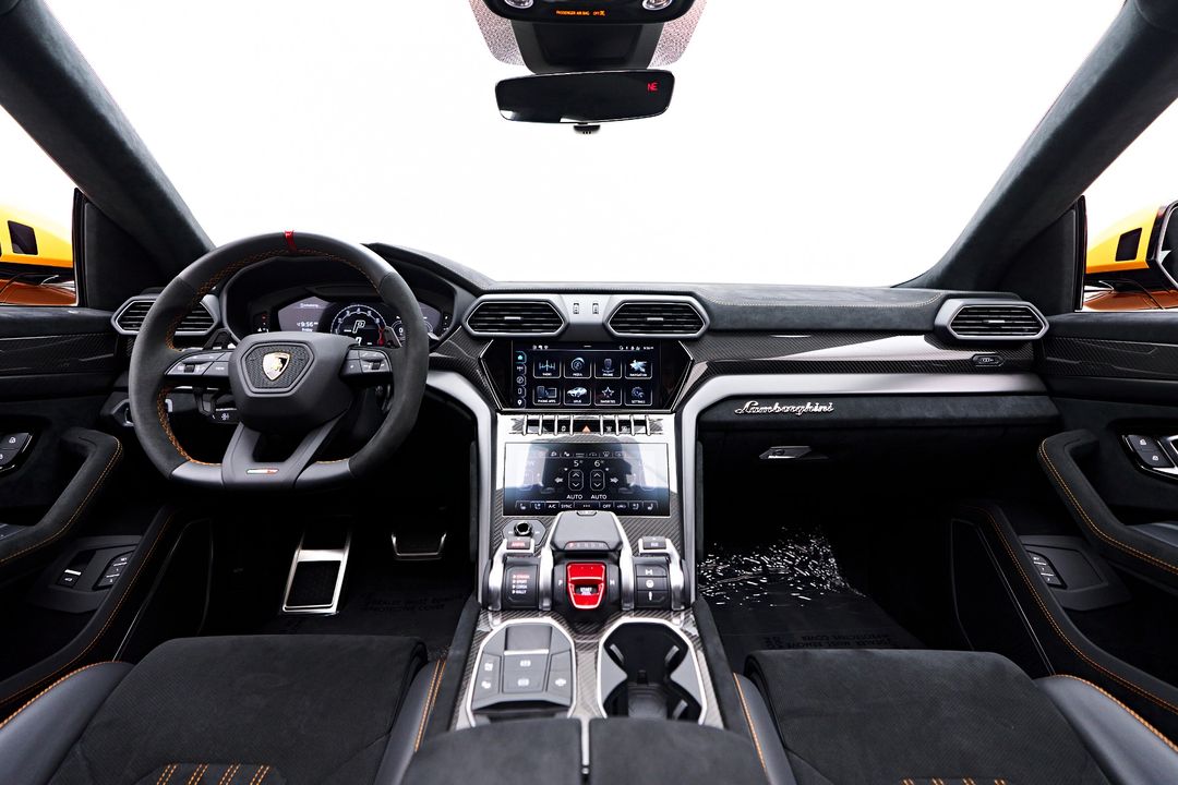 2023 Lamborghini Urus