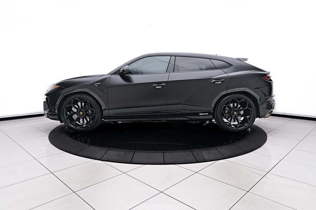 2023 Lamborghini Urus