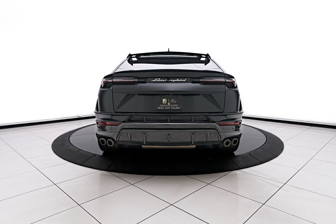 2023 Lamborghini Urus