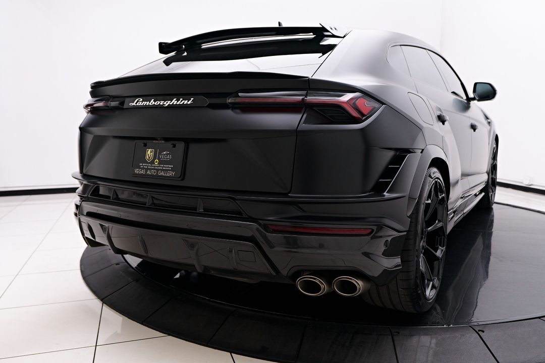 2023 Lamborghini Urus