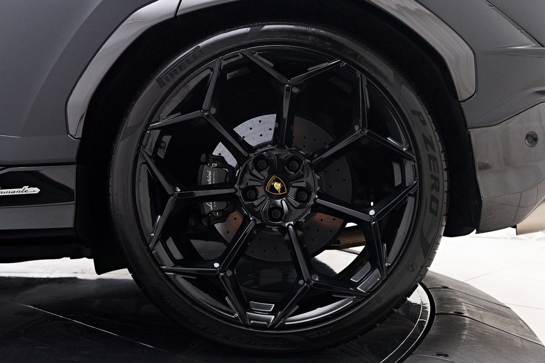 2023 Lamborghini Urus