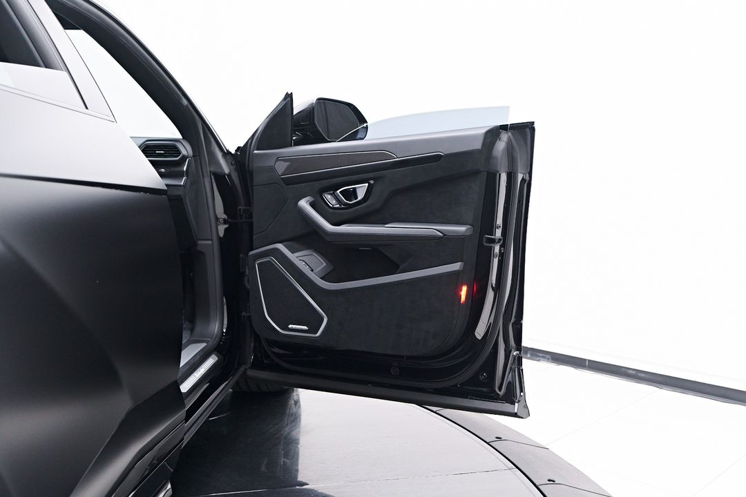 2023 Lamborghini Urus