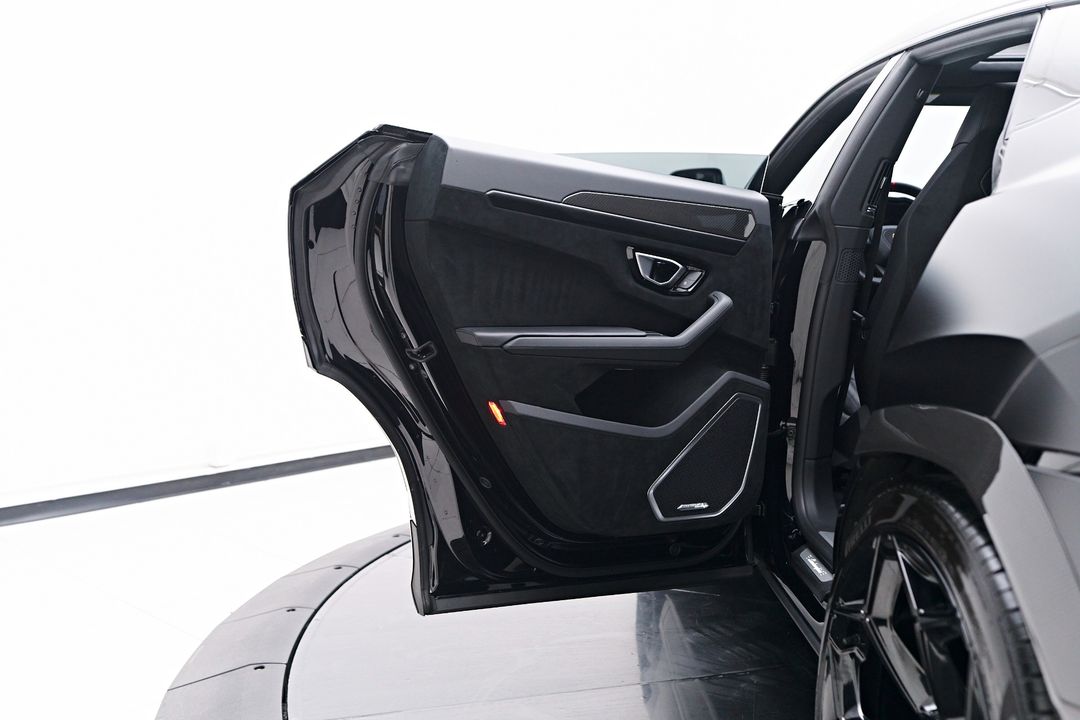 2023 Lamborghini Urus