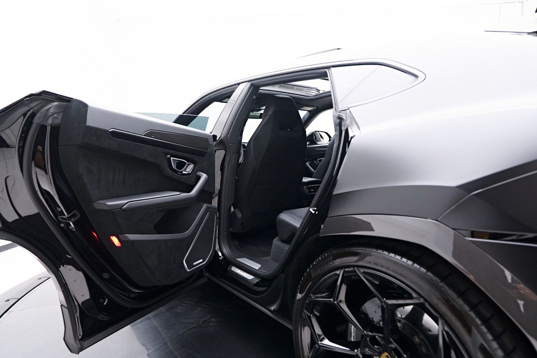 2023 Lamborghini Urus